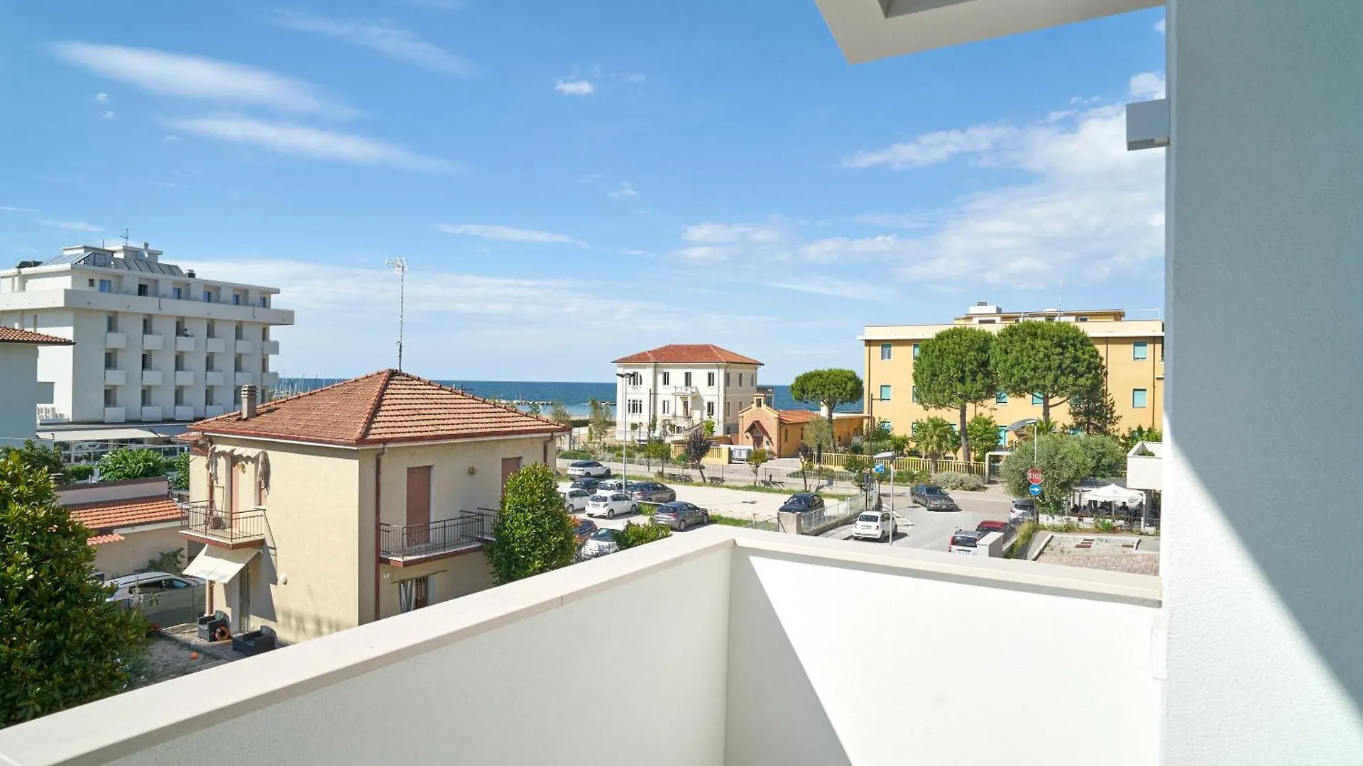 Villa Borghesi Suites Fronte Mare Rimini 0*,  Italien
