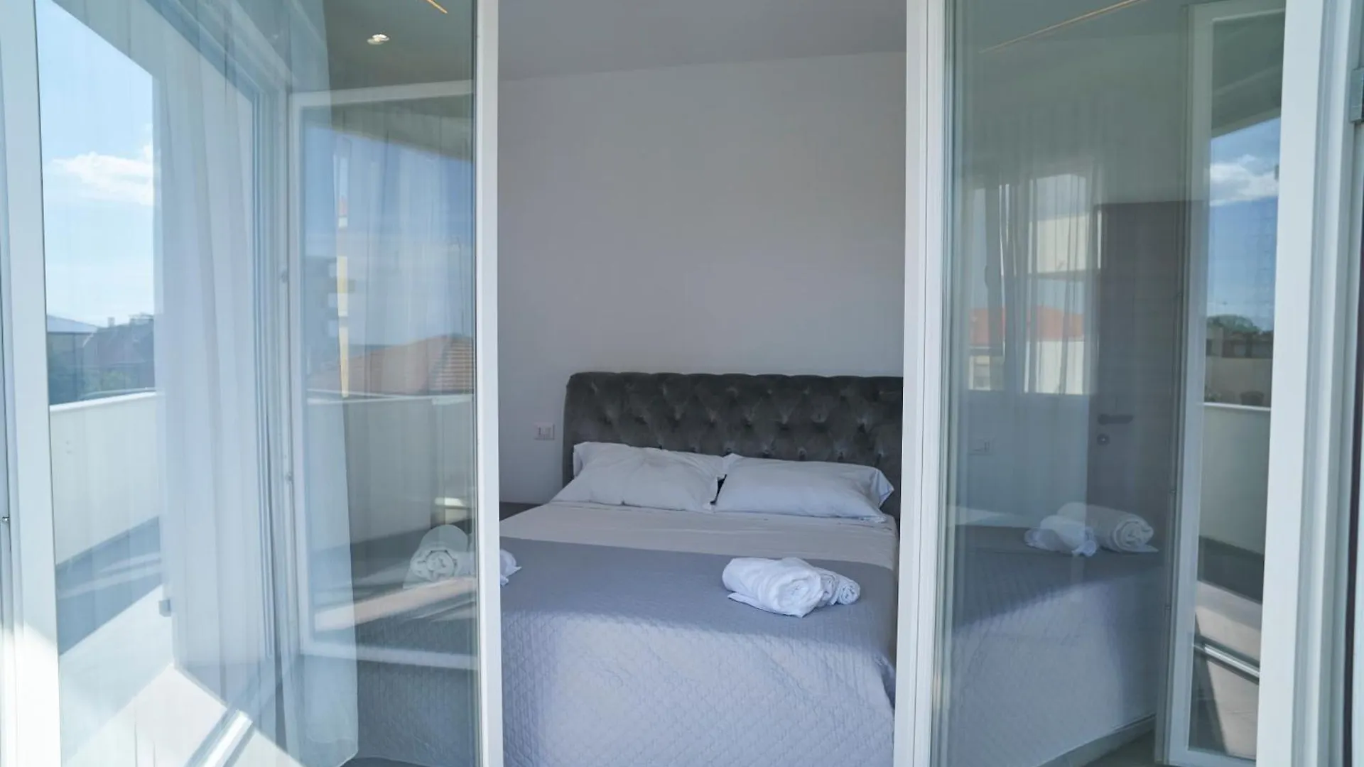 Villa Borghesi Suites Fronte Mare Rimini Lejlighed