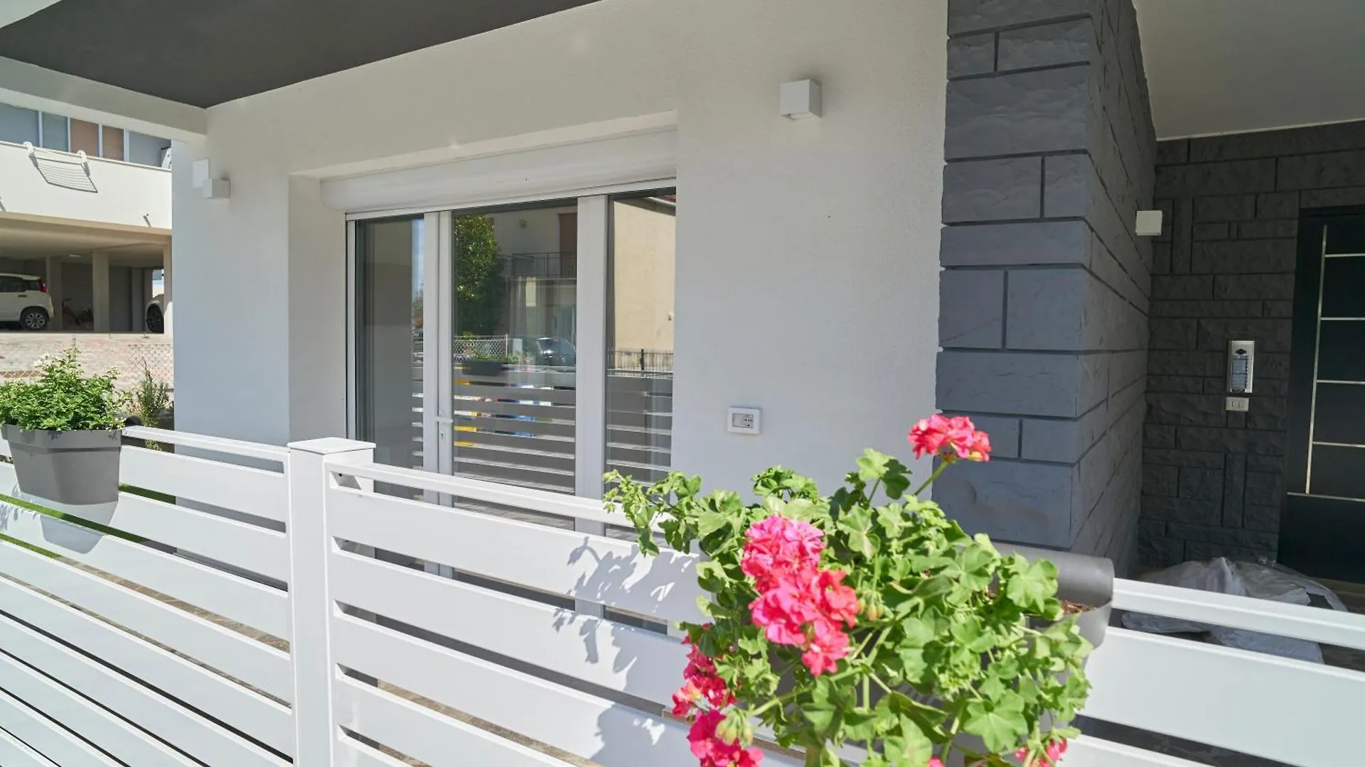 Villa Borghesi Suites Fronte Mare Rimini 0*,  Italien