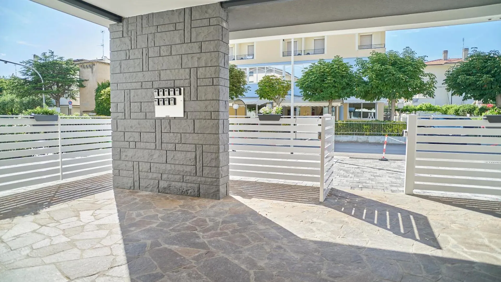 Villa Borghesi Suites Fronte Mare Rimini 0*,