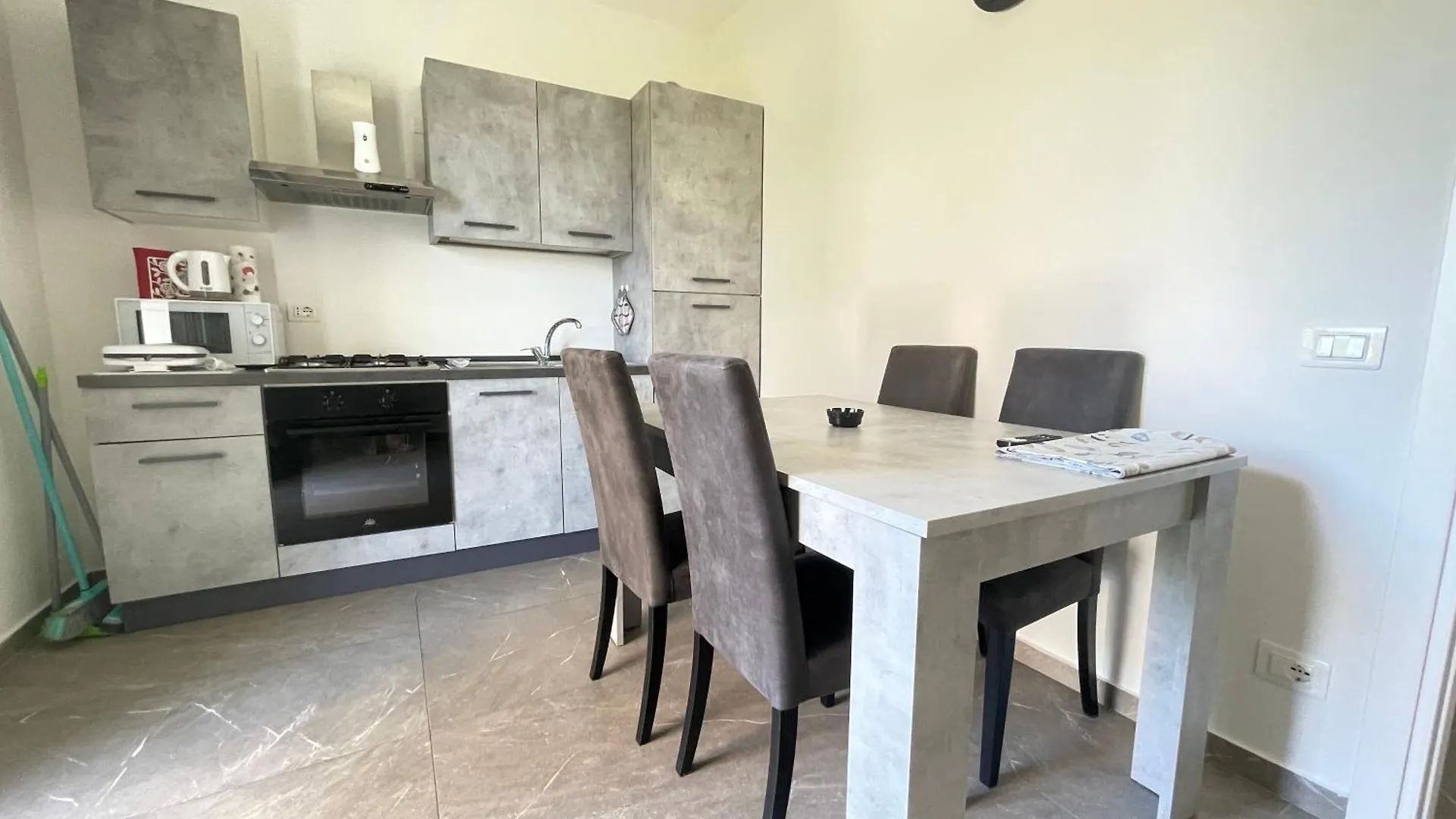 아파트 Villa Borghesi Suites Fronte Mare By Affitti Brevi 리미니